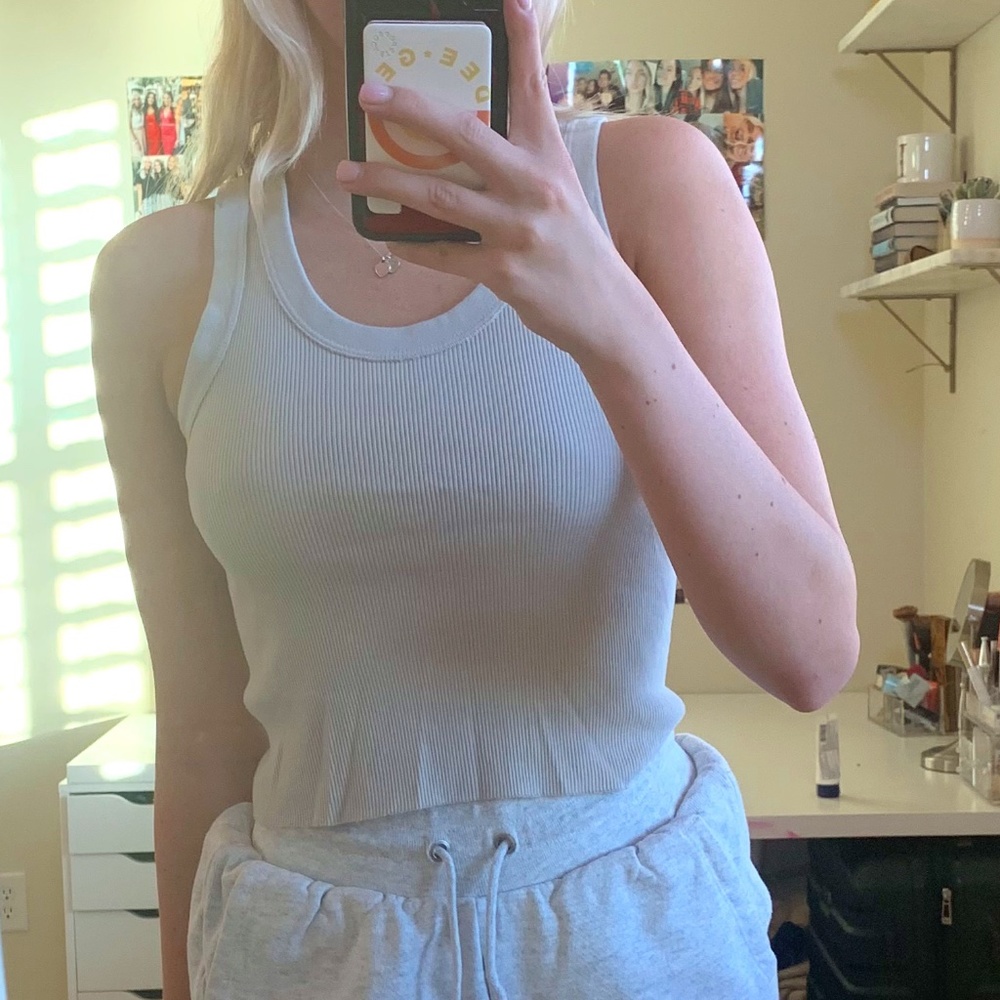 GREY BRANDY MELVILLE TANK TOP